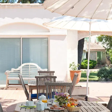 Domaine De Caranella Отель 3*