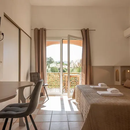 Domaine De Caranella 3* ポルトヴェッキオ