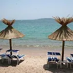 Domaine De Caranella 3* פורטו-וישיו