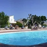Hotel Domaine De Caranella 3*