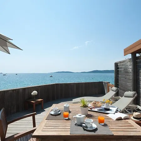 Domaine De Caranella Hotel 3*