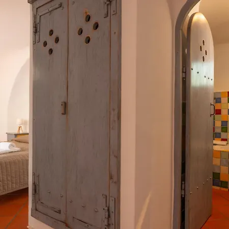 Domaine De Caranella بورتو فيكشْيو