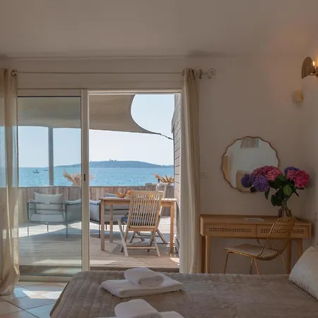 Domaine De Caranella 3*