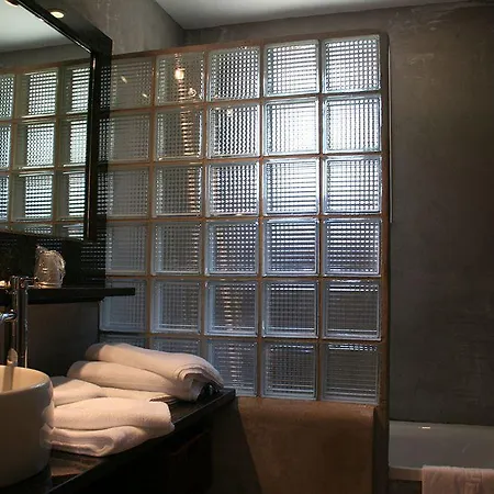 Domaine De Caranella Hotell 3*