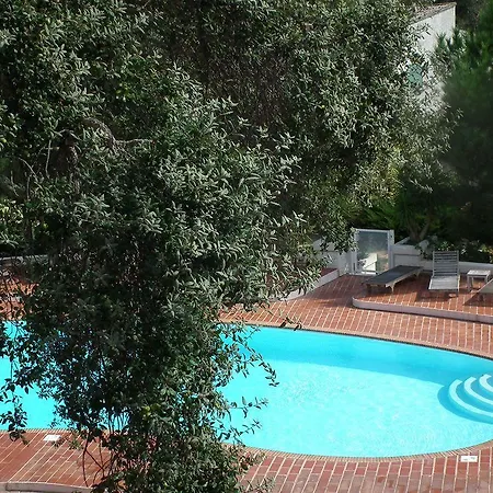 Hotell Domaine De Caranella