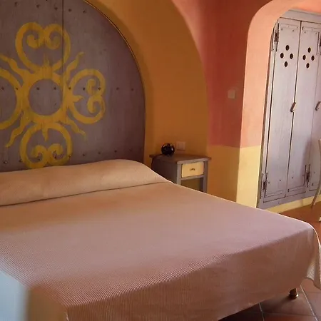 Domaine De Caranella Hotell 3*