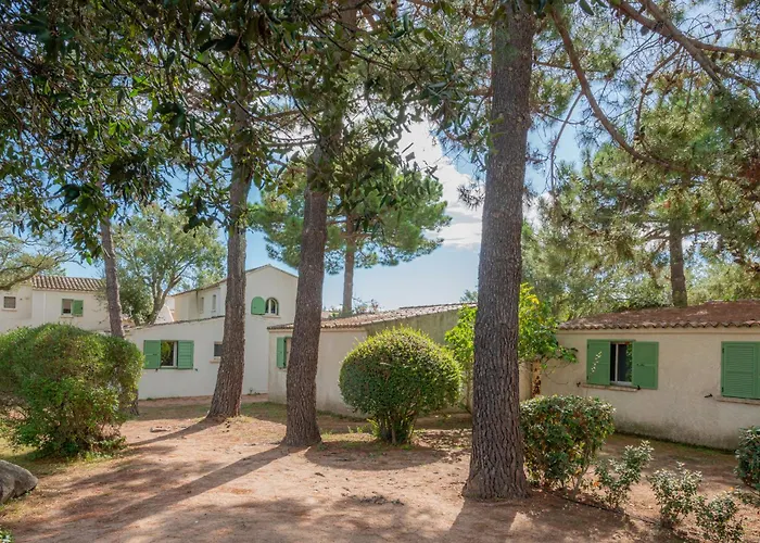 Domaine De Caranella Otel 3*