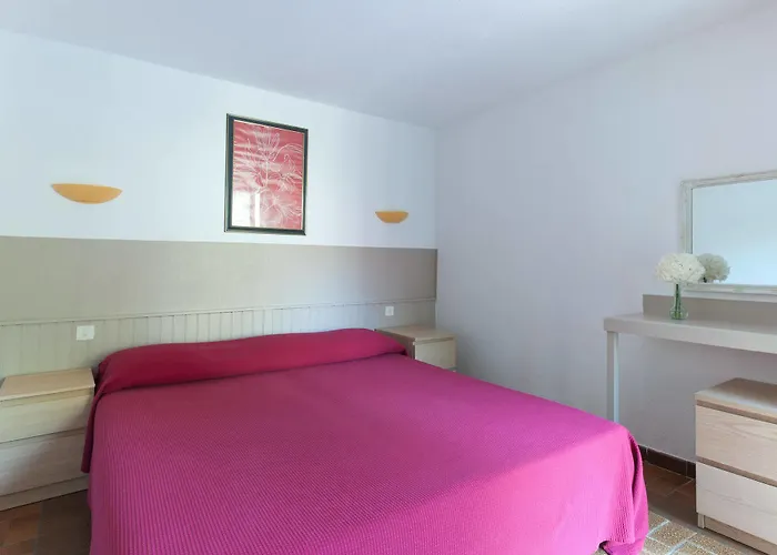 Domaine De Caranella Hotel 3*